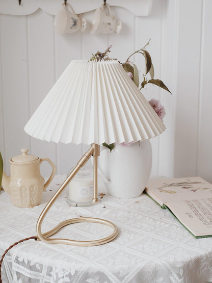 Levitate Pleated Table Lamp