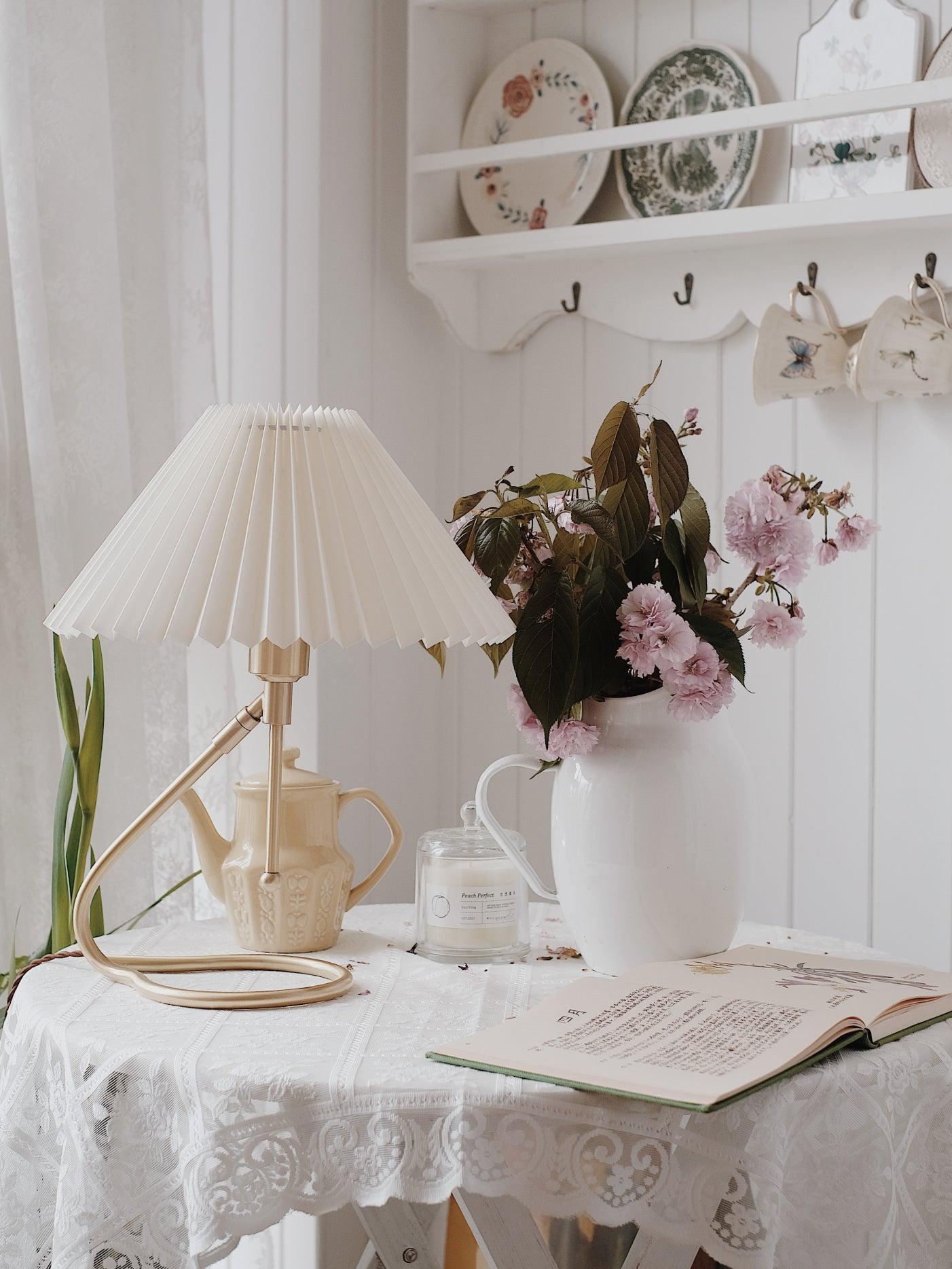 Levitate Pleated Table Lamp