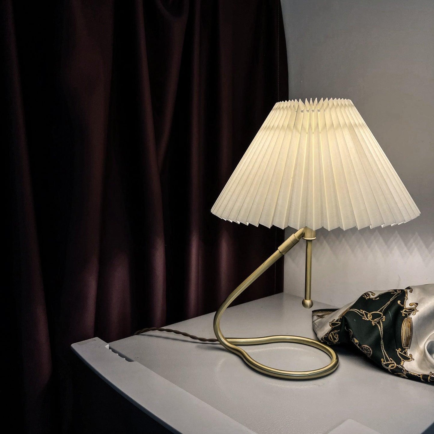 Levitate Pleated Table Lamp