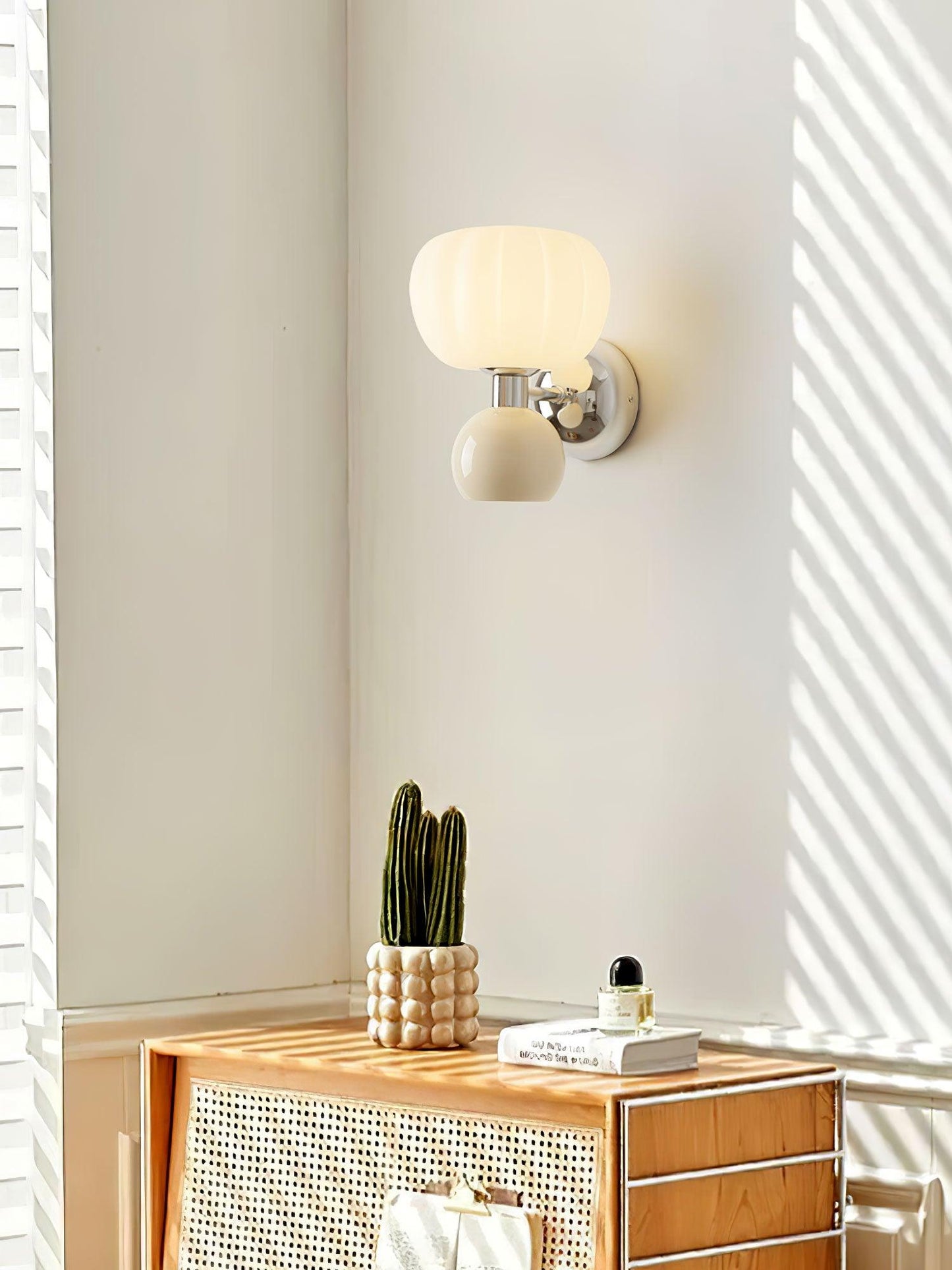 Moderno Cream Wall light Sconce