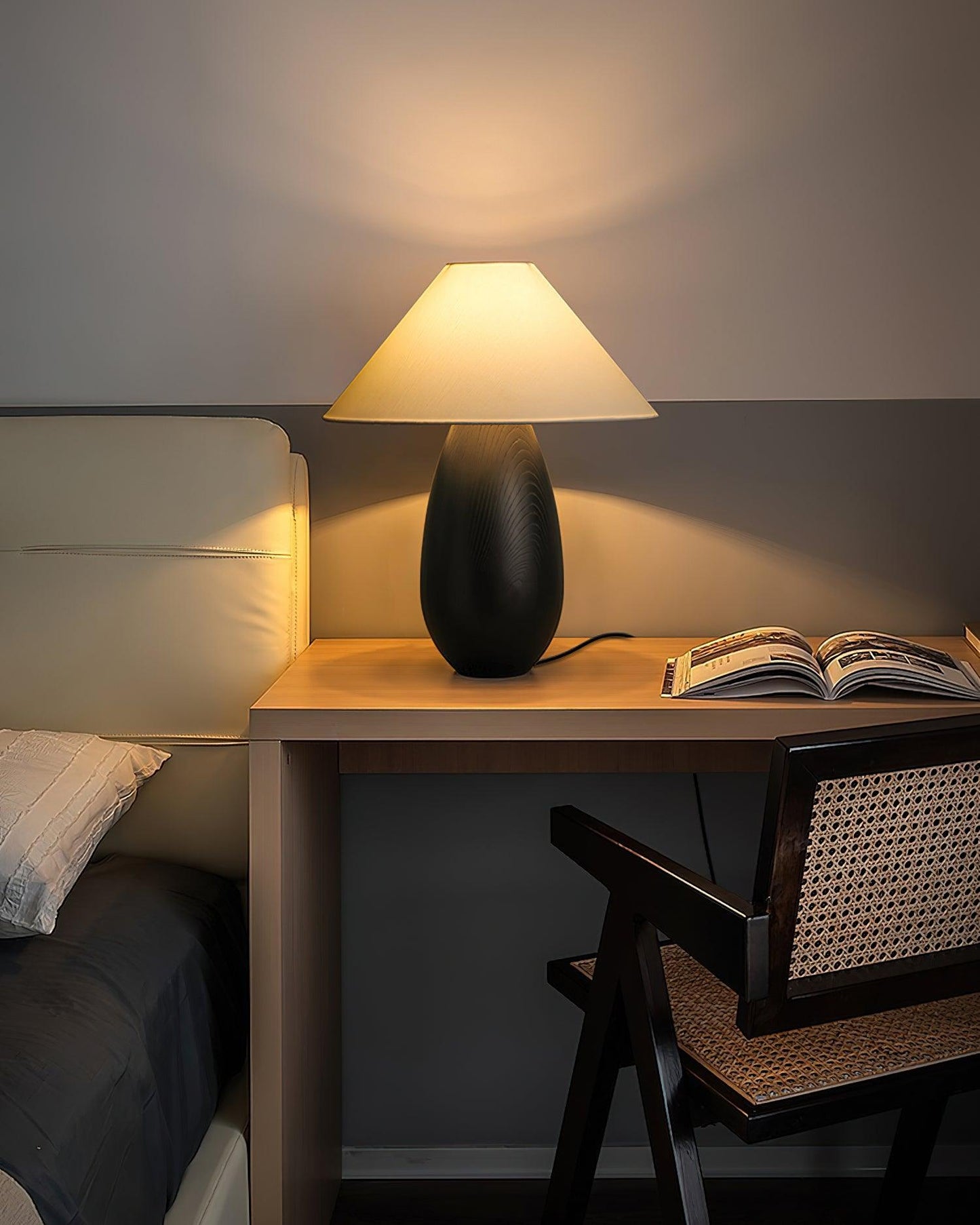 Mountain Wood Reading light Table Lamp