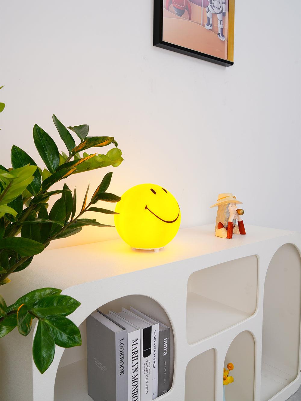 Smiling Reading light Table Lamp