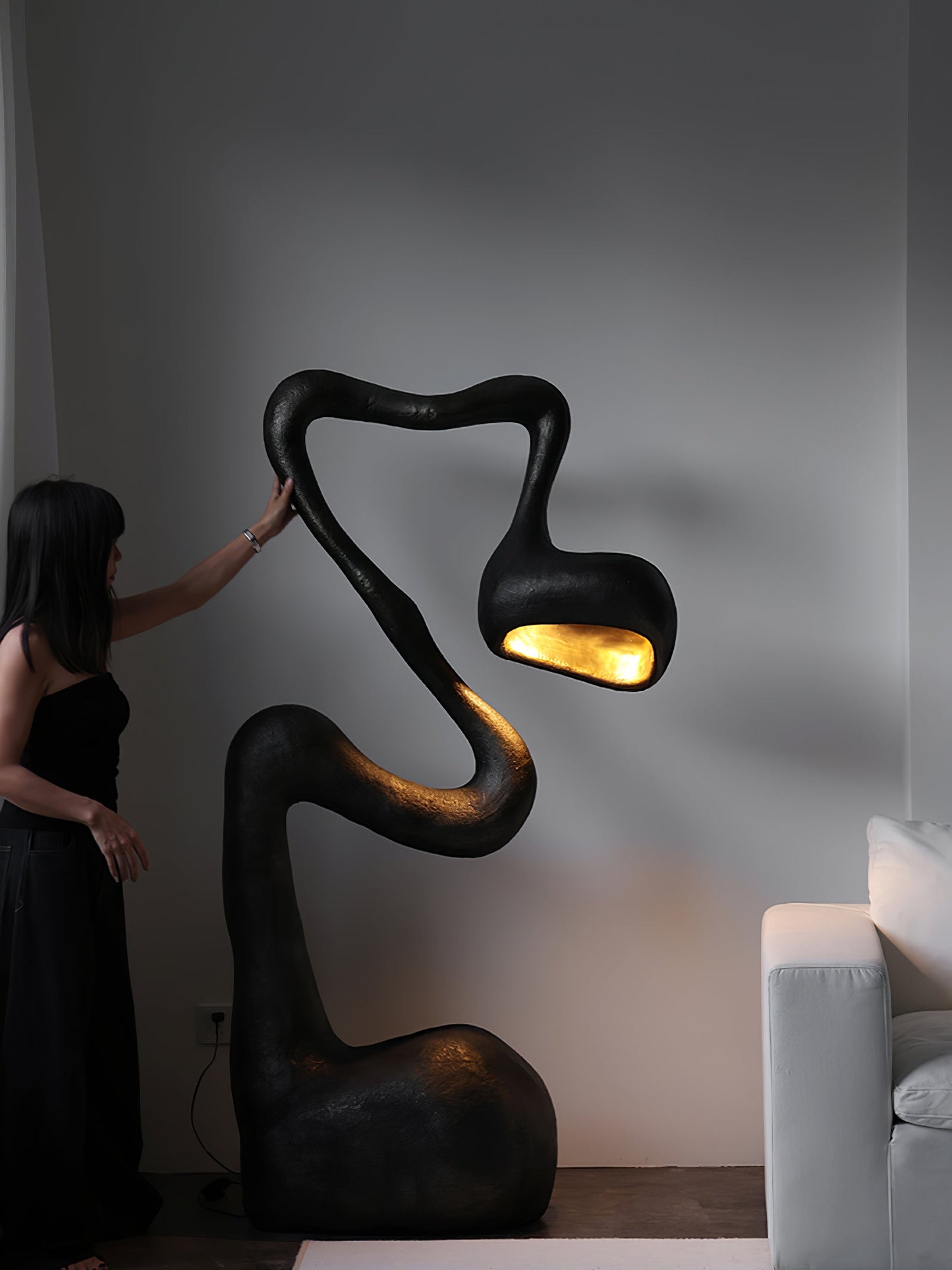 Myrrh Sculpture Floor Lamp