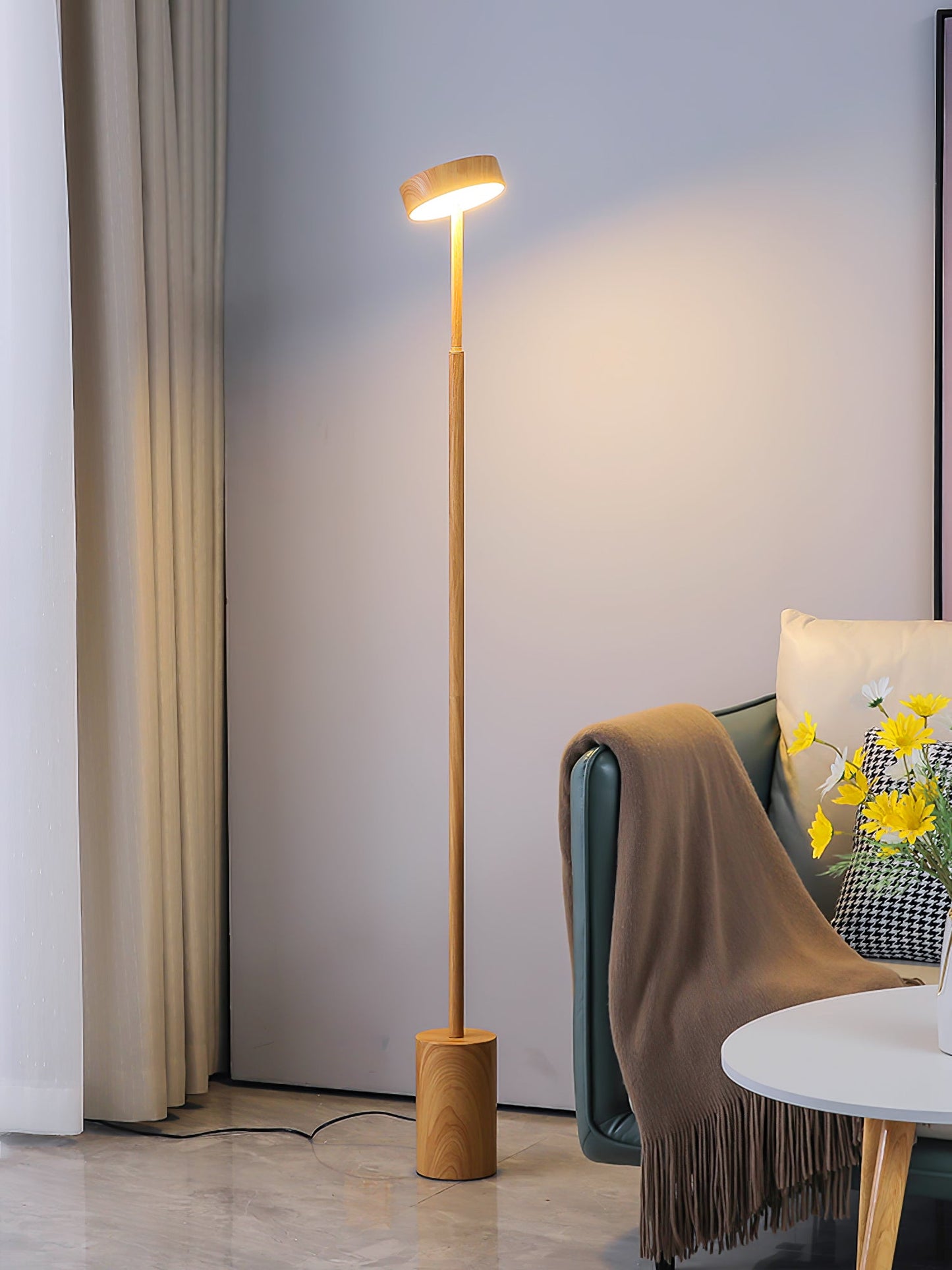 Naya Rotatable Uplight Lamp Floor Lamp