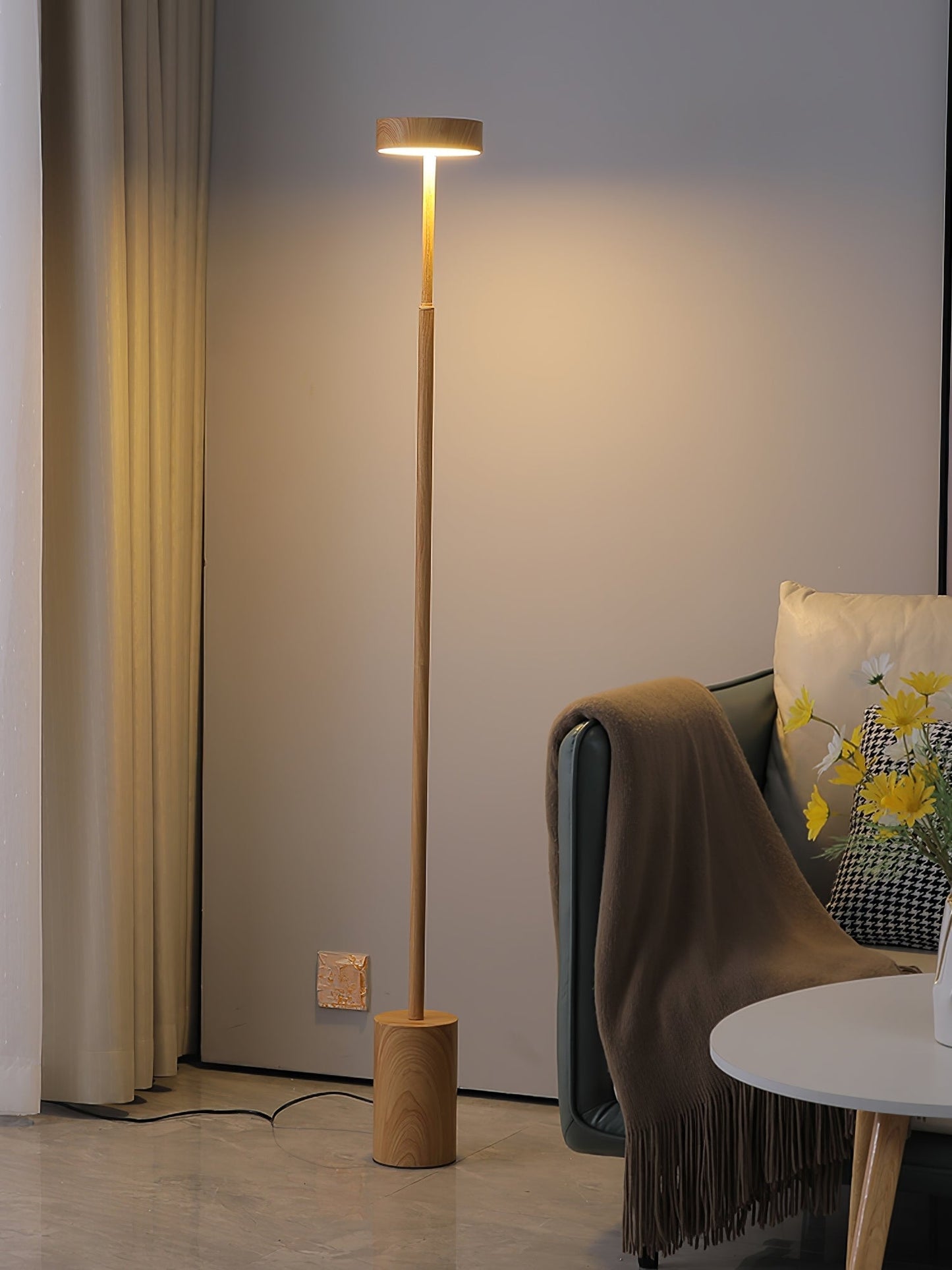 Naya Rotatable Uplight Lamp Floor Lamp