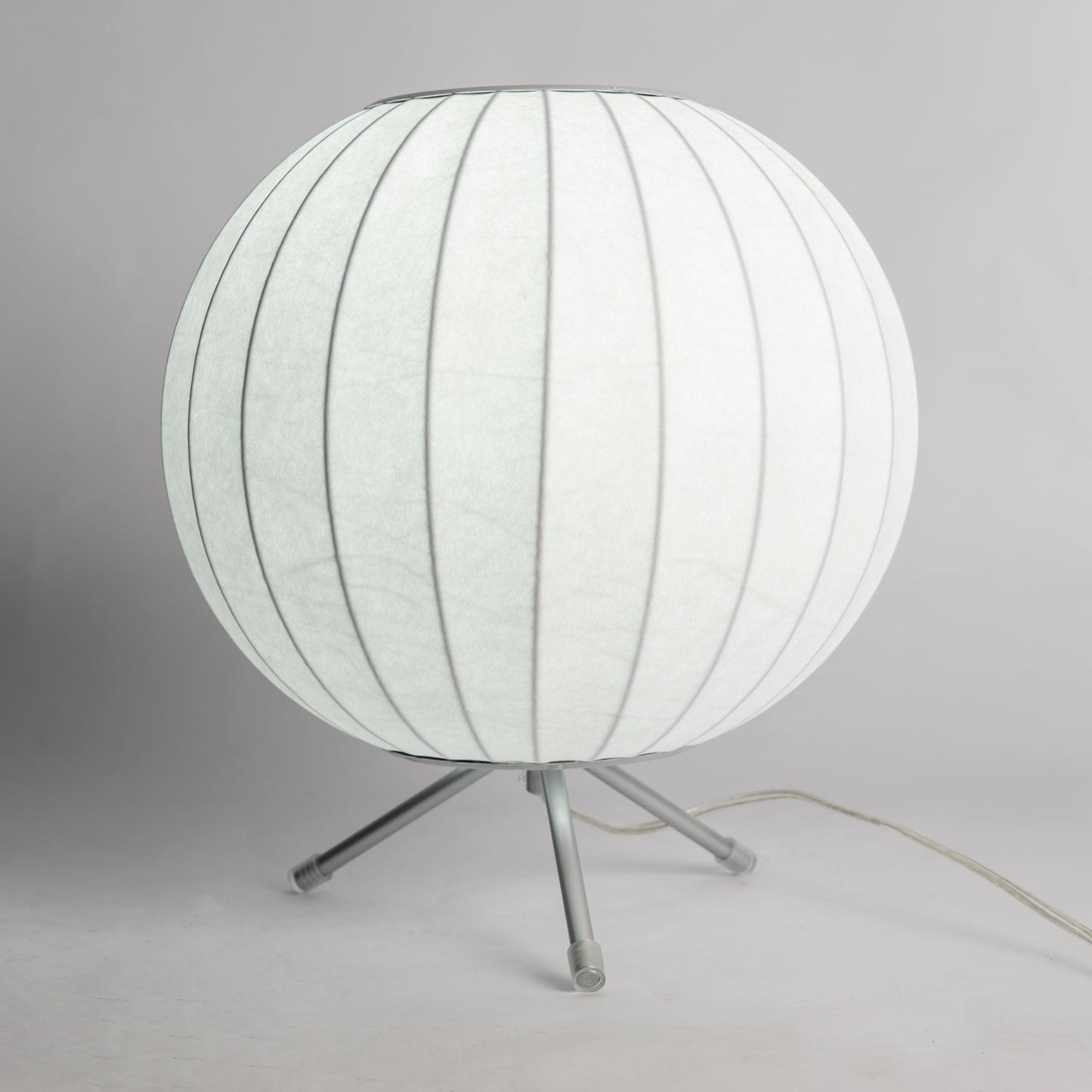 Nelson Tripod Accent lamp Table Lamp