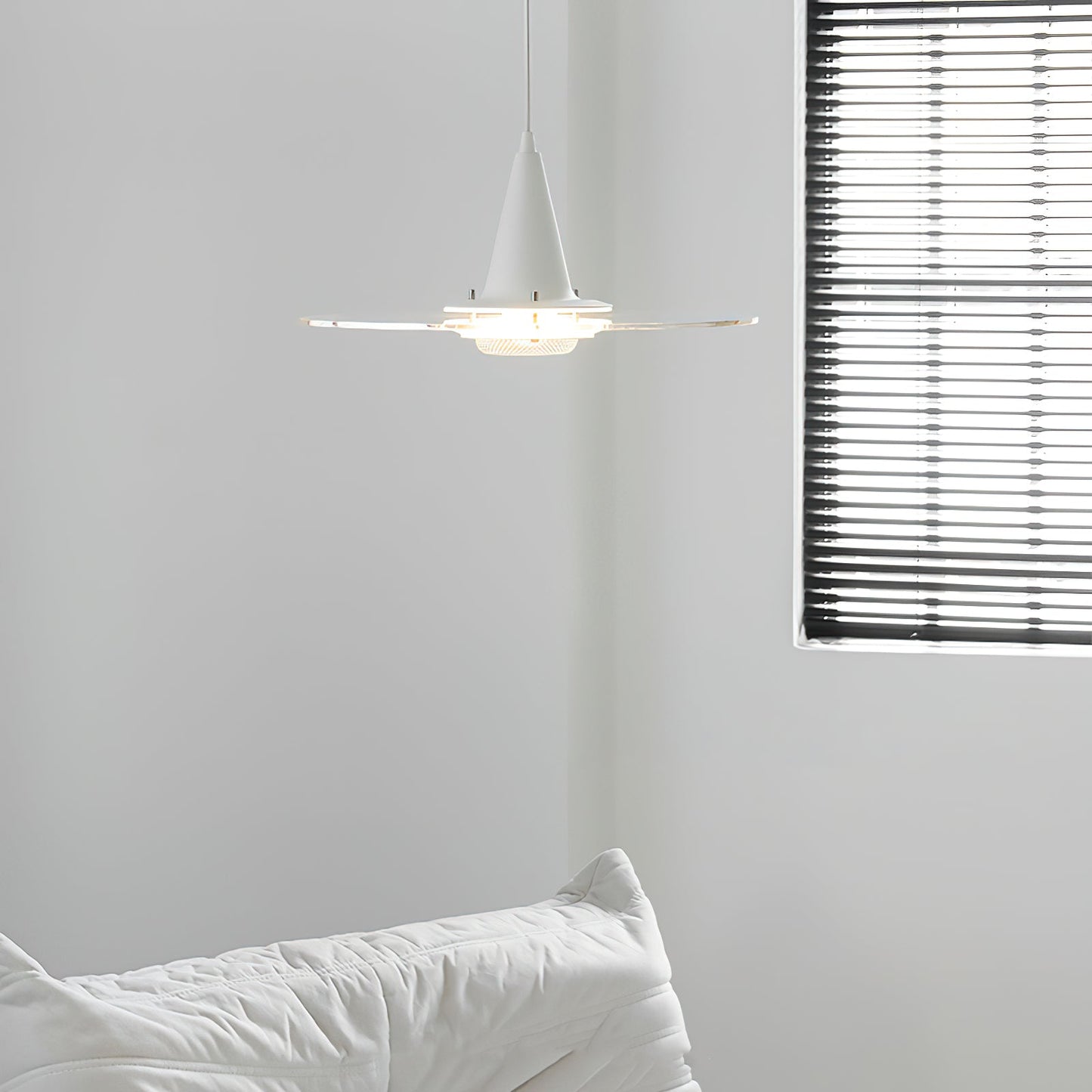 Nova Disc Houselight Pendant Light