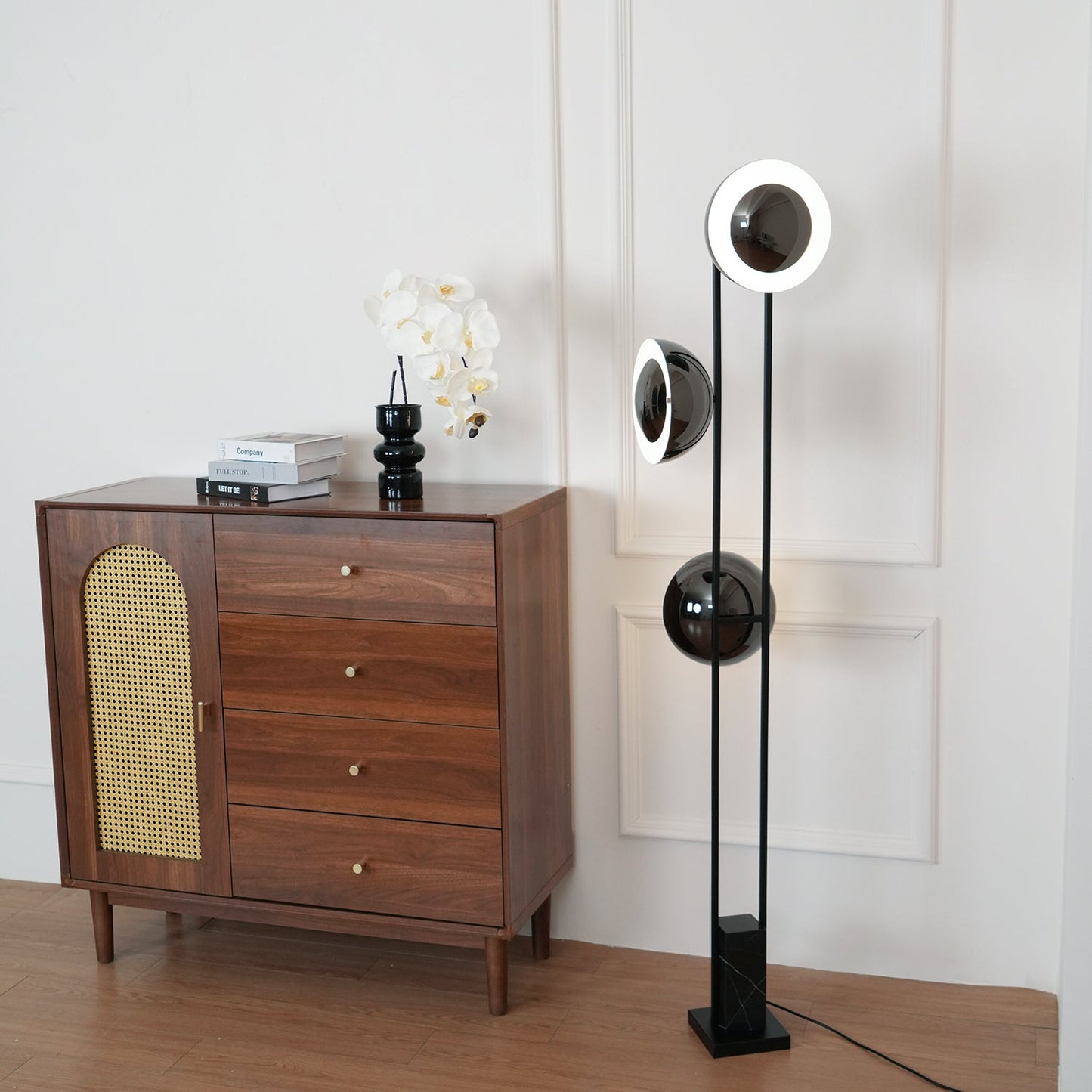 O3 Free-standing Lamp Floor Lamp