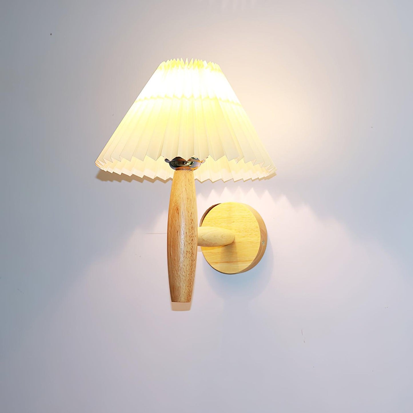 Oak Pleated Lamp bracket Wall Light