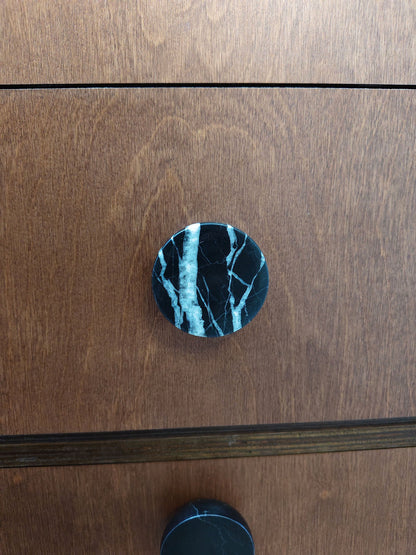 Obsidian Core Marble Pull Handle