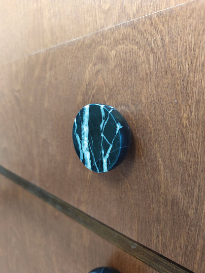 Obsidian Core Marble Pull Handle
