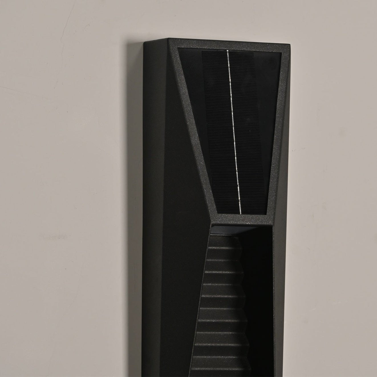 Obsidian Path Solar Outdoor Wall Light