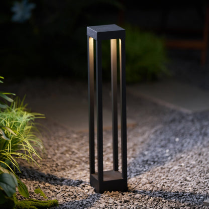 Obsidian Post Outdoor Light