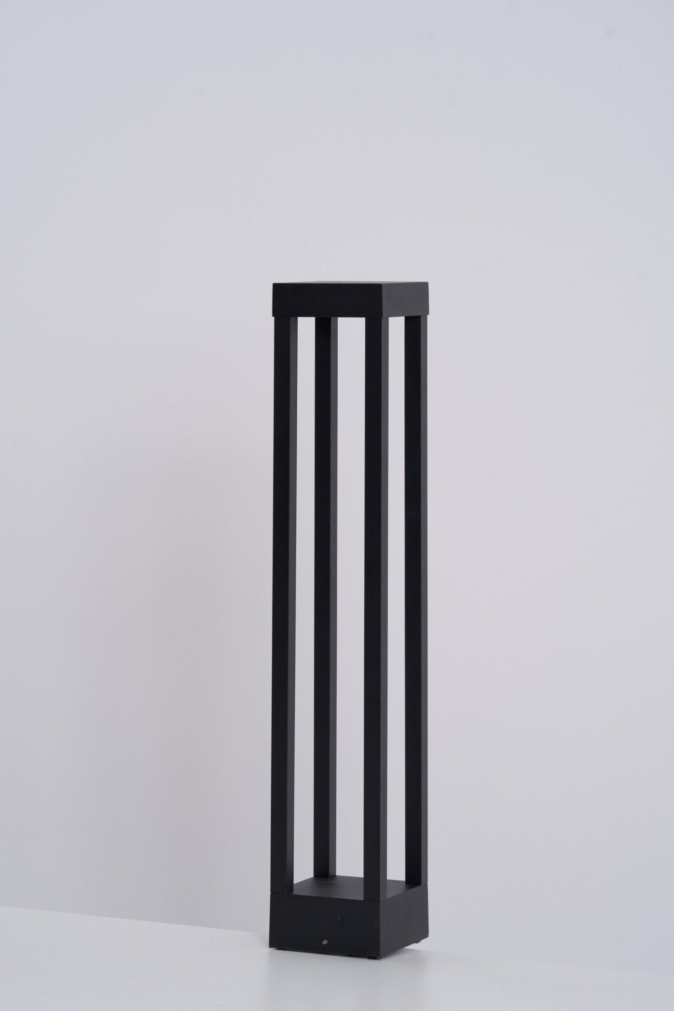 Obsidian Post Outdoor Light