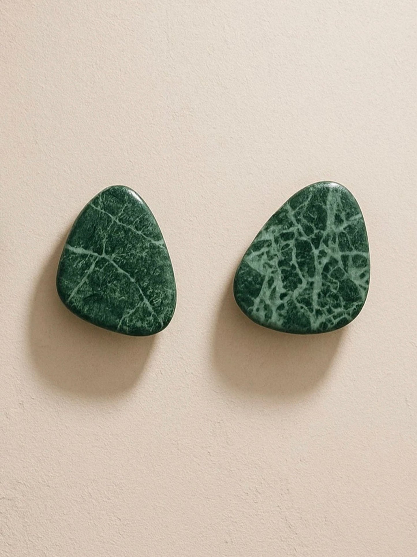 Onyxy Wall Coat Hook