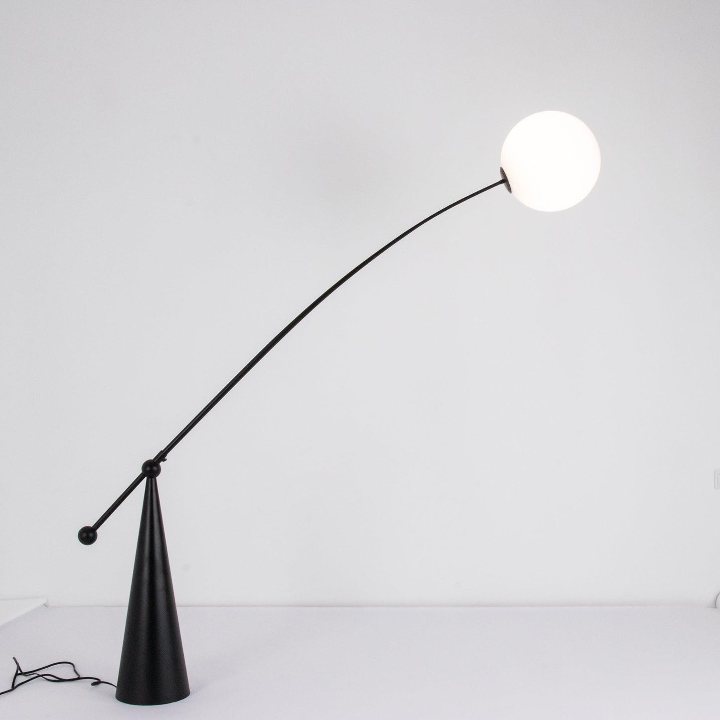 Opal Arc Floor-standing Lamp Floor Lamp