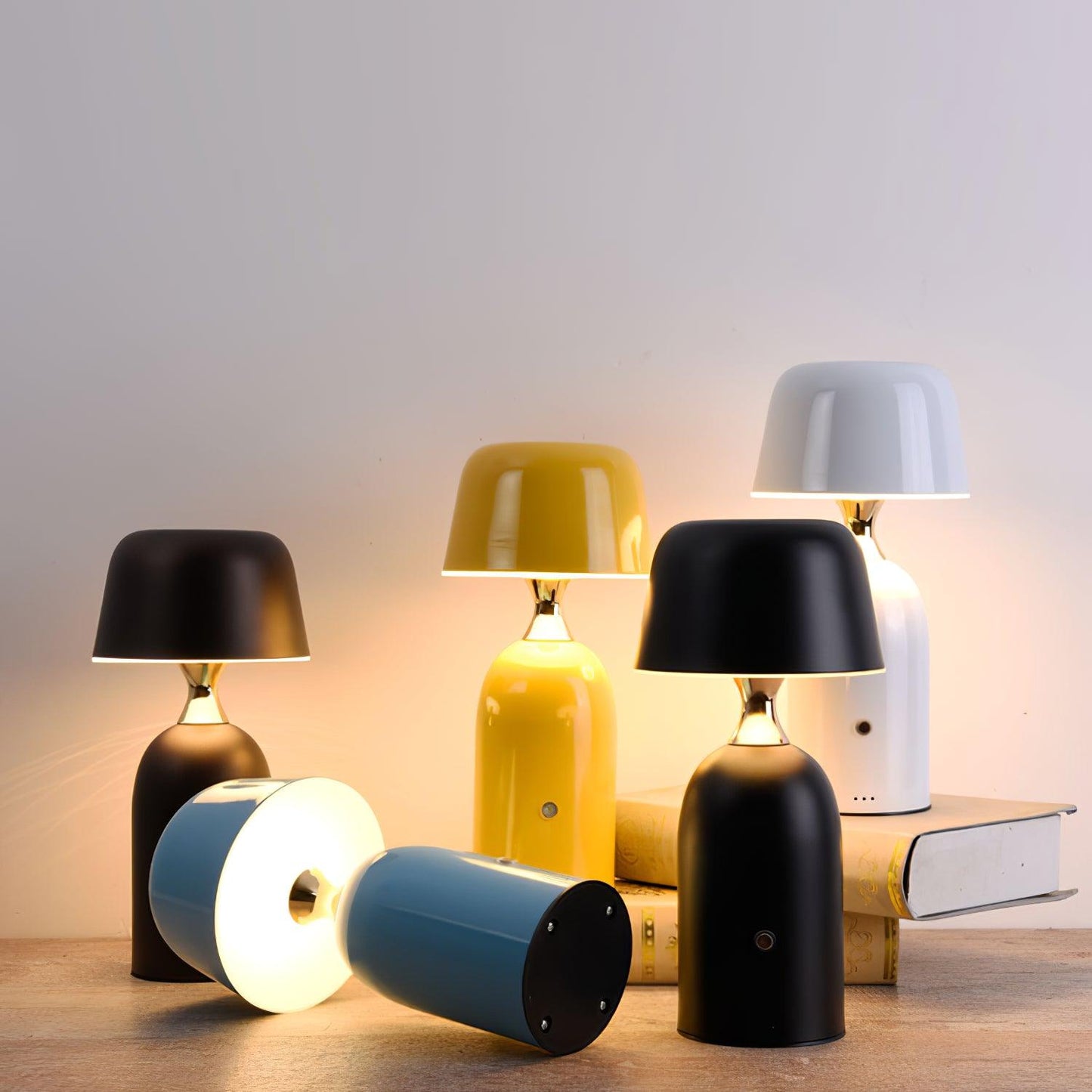 Ouliope Built-in Battery Accent lamp Table Lamp