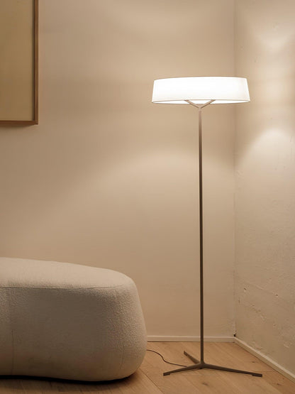 Dama Floor Lamp