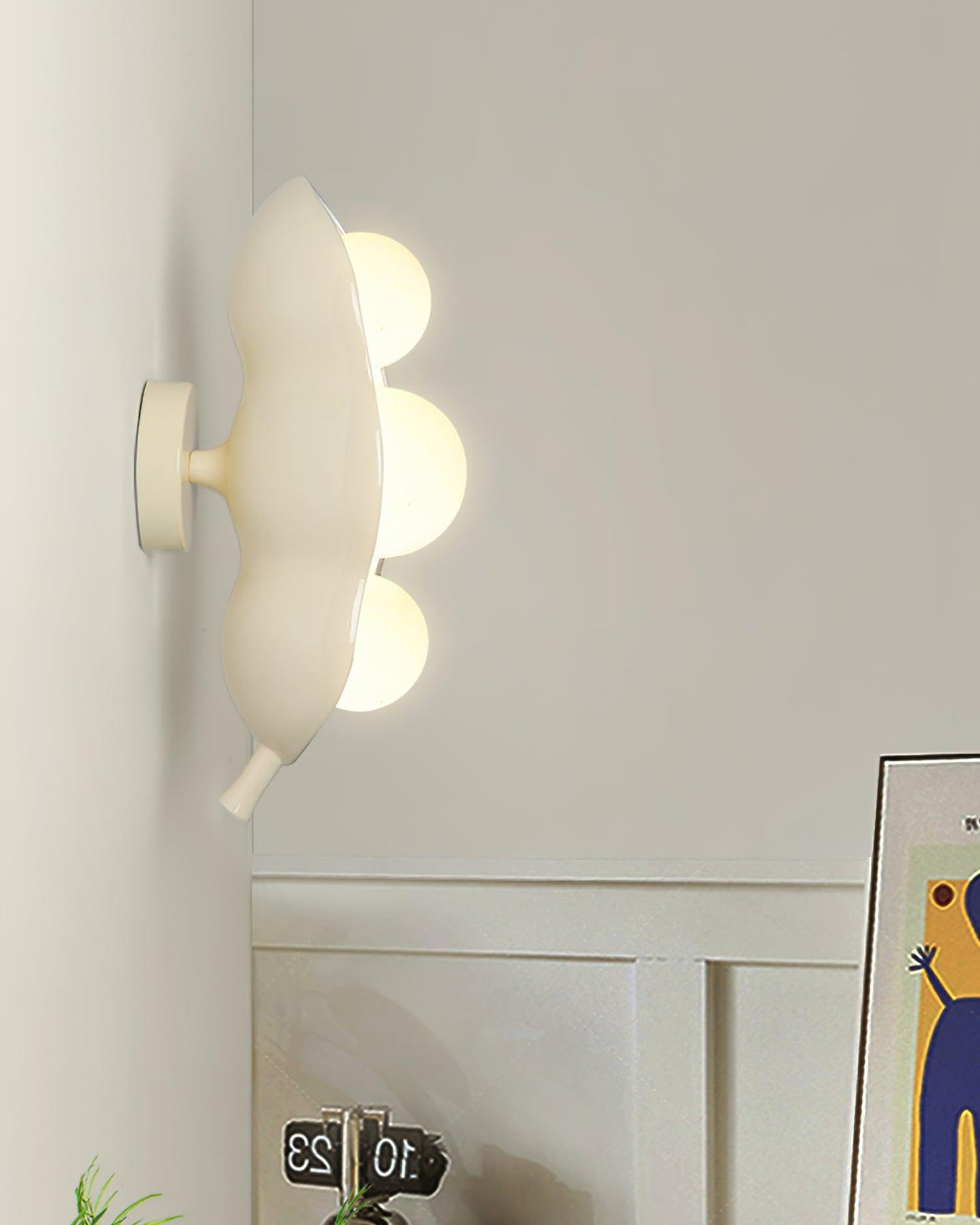 Pea Sconce Wall Lamp