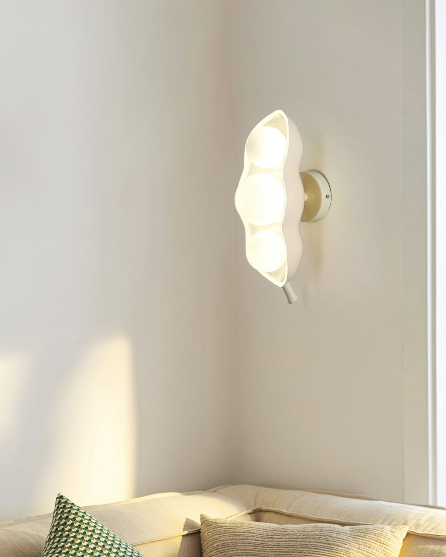 Pea Sconce Wall Lamp