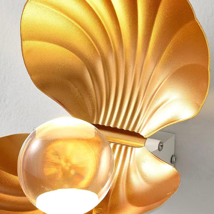 Pearl Clam Bracket light Wall Light