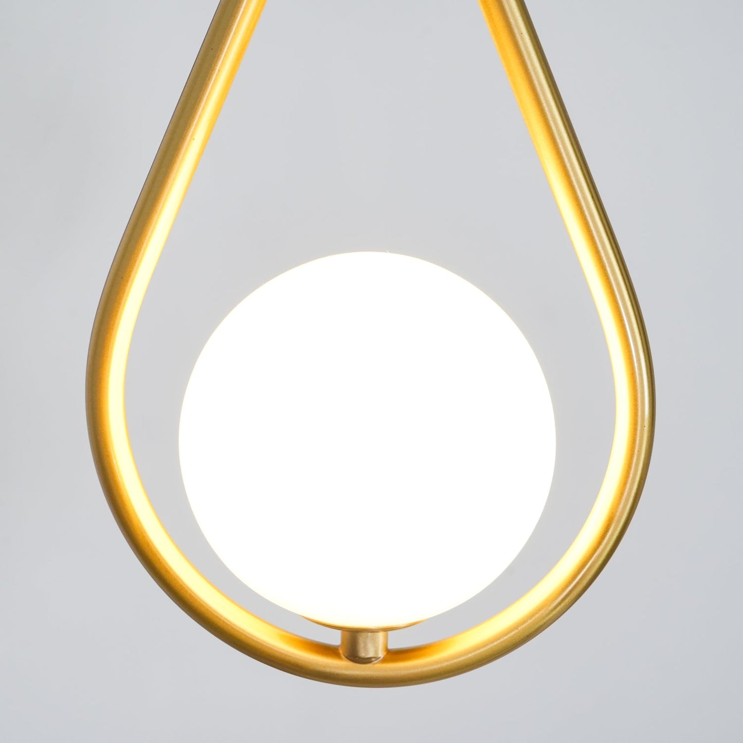 Pearls 65 Houselight Pendant Light