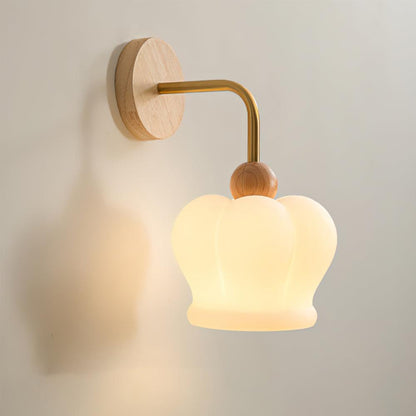 Crown Wall Lamp