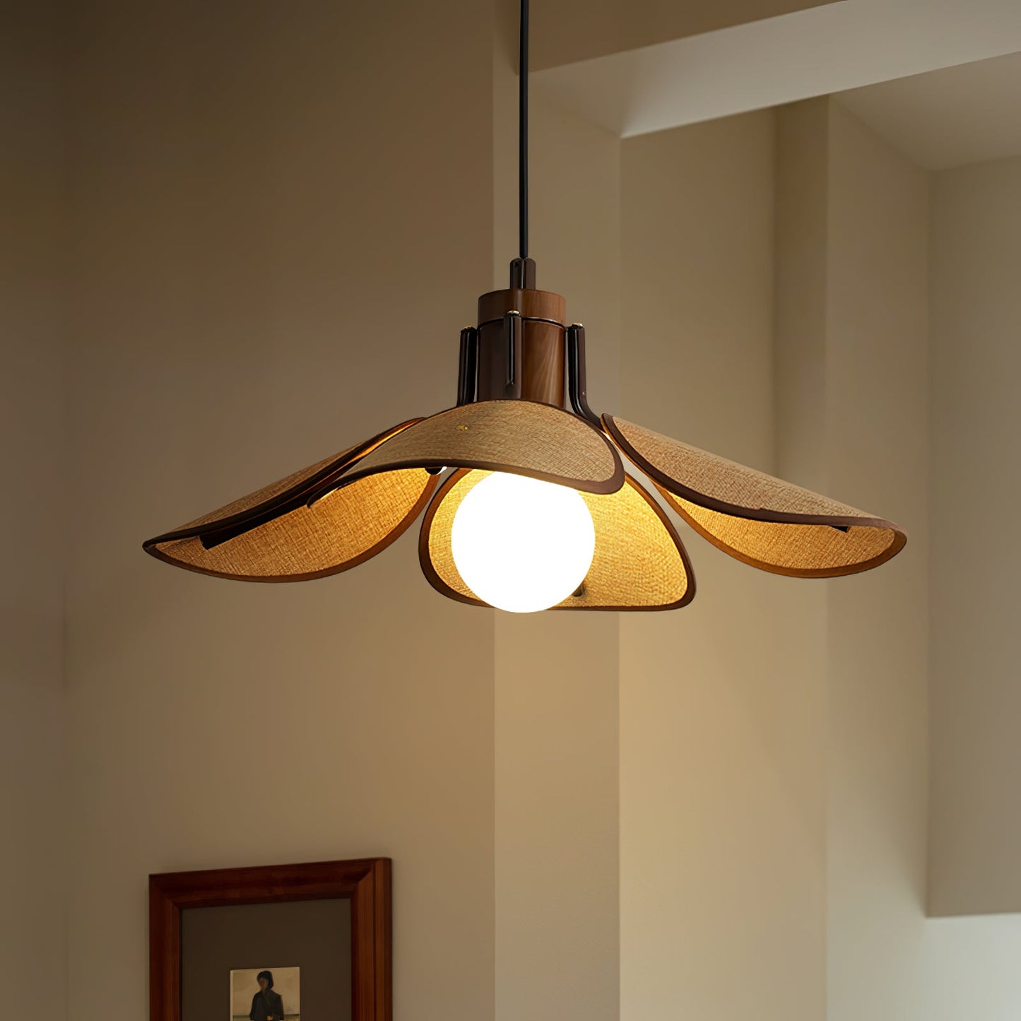 Petal Bloom Droplight Pendant Light