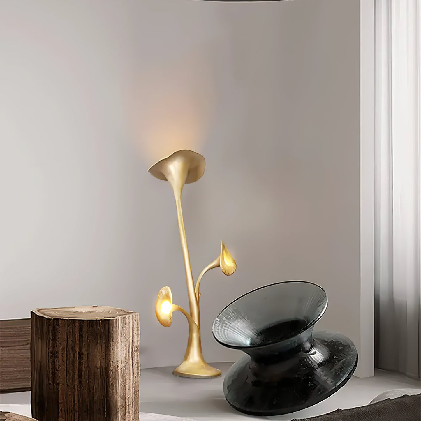 Petunia Sculpture Free-standing Lamp Floor Lamp