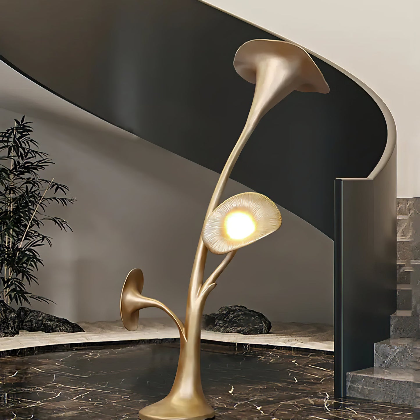 Petunia Sculpture Free-standing Lamp Floor Lamp