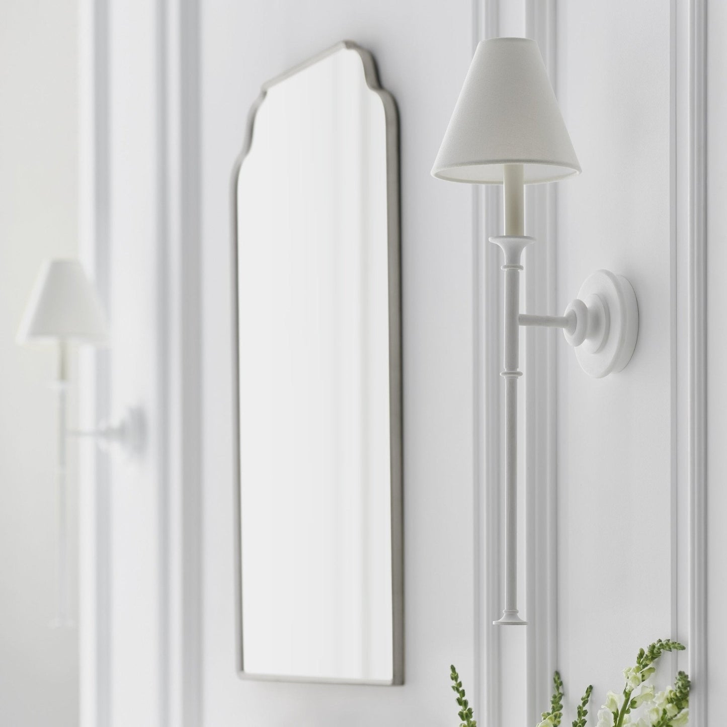 Luella Wall Lamp