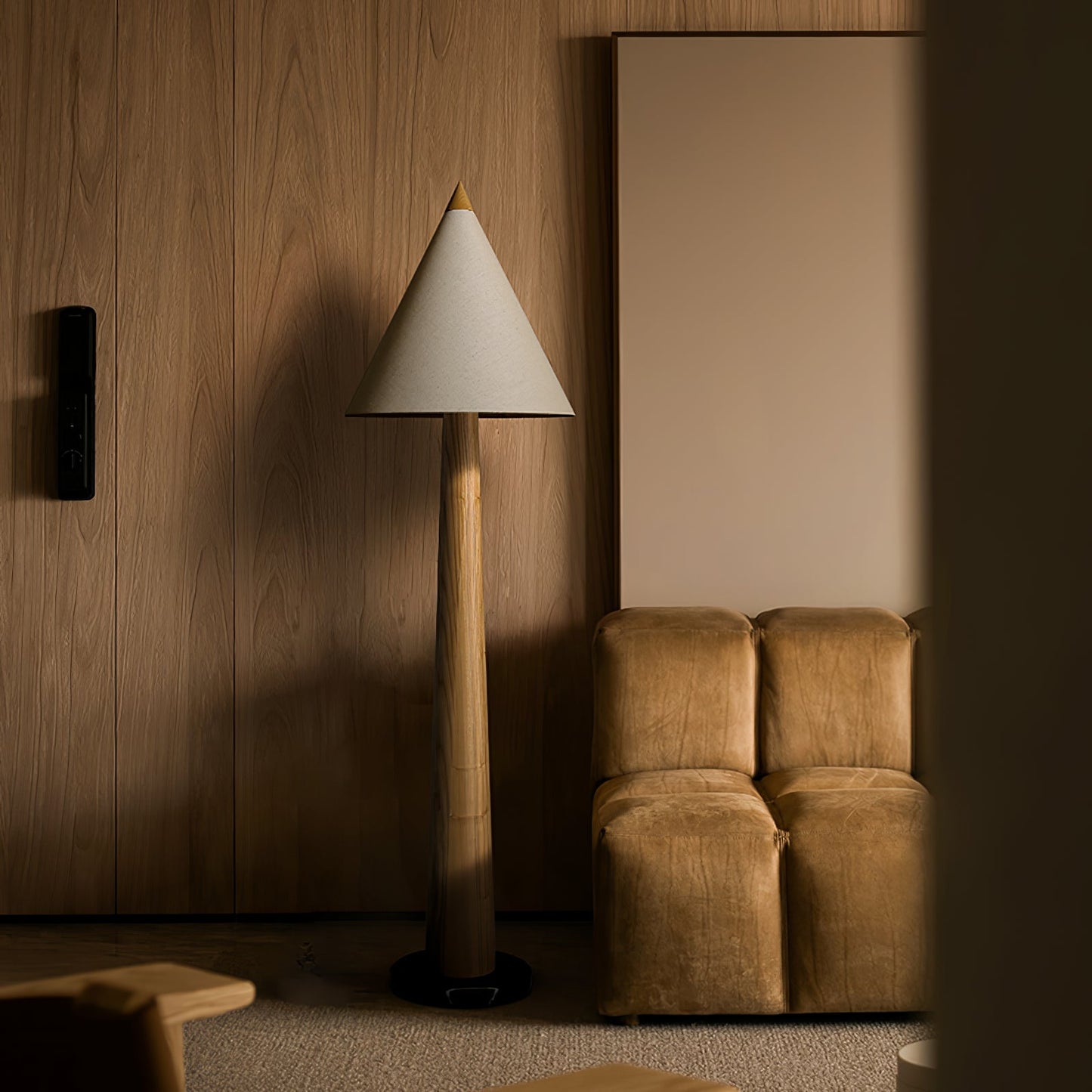 Pinecone Wooden Floor Lamp