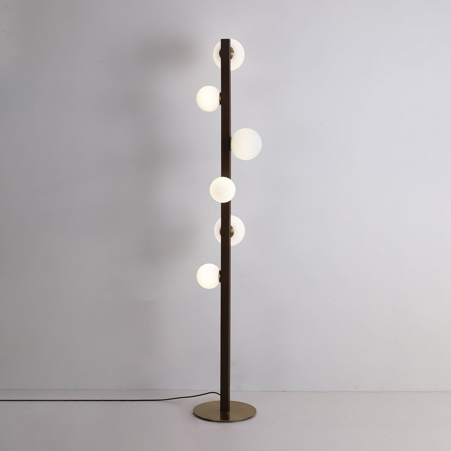 Planeta Wood Free-standing Lamp Floor Lamp