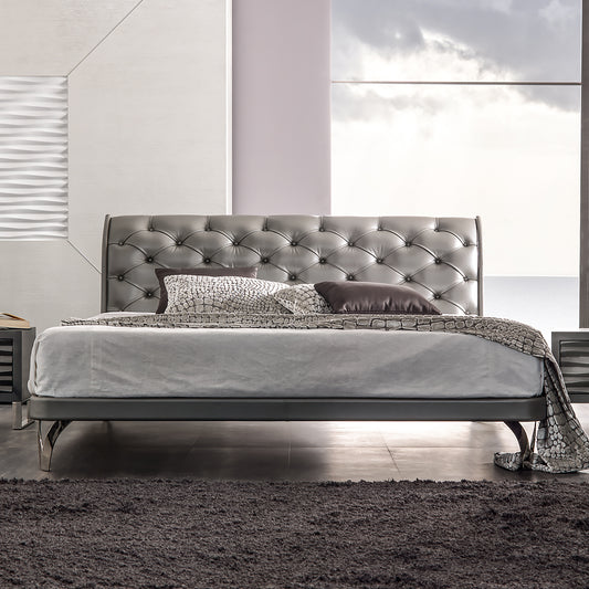 Platinum Leather Button Upholstered Luxury Bed