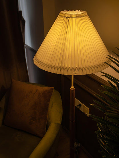 Pleated Tall Lamp Floor Lamp