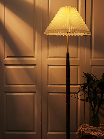 Pleated Tall Lamp Floor Lamp