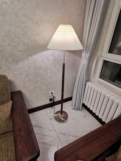 Pleated Tall Lamp Floor Lamp