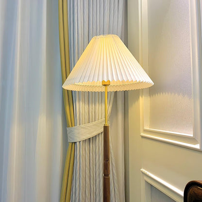 Pleated Tall Lamp Floor Lamp