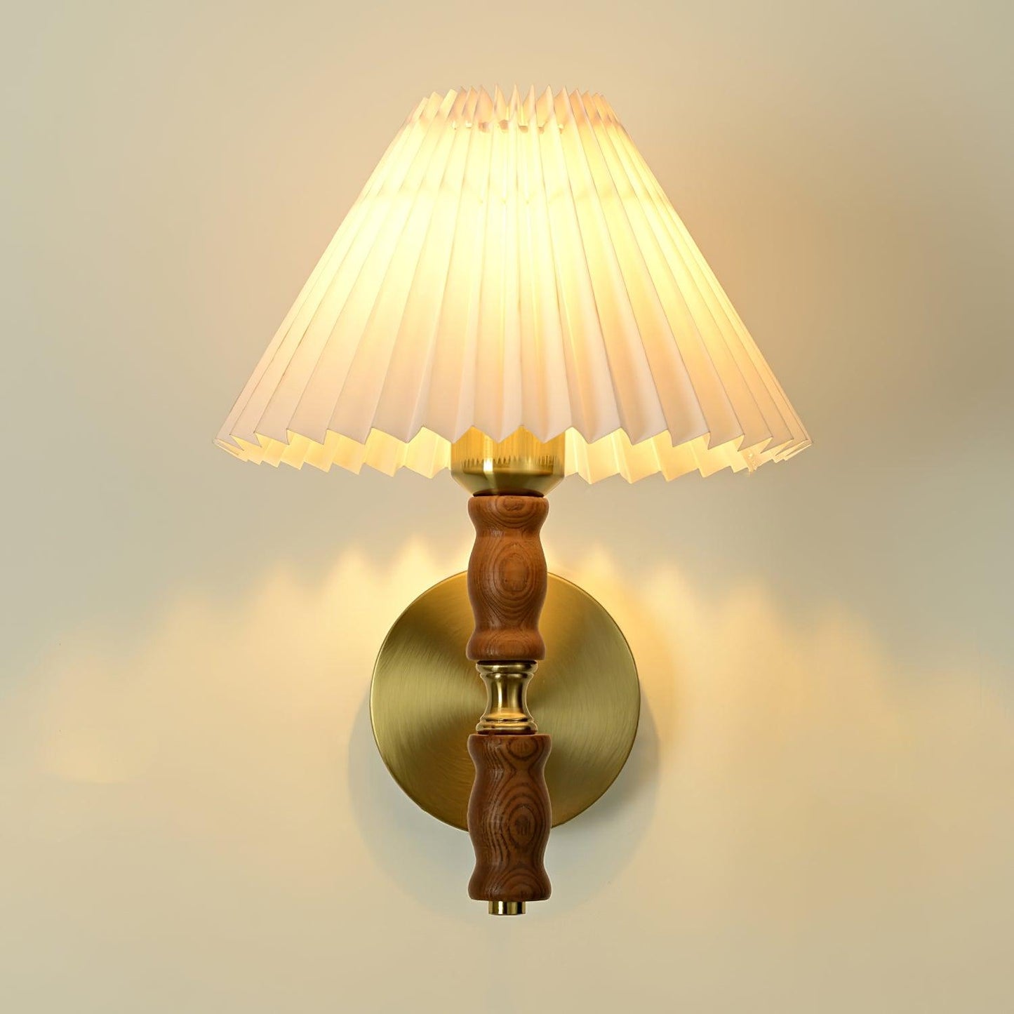 Pleated Walnut Lamp bracket Wall Light