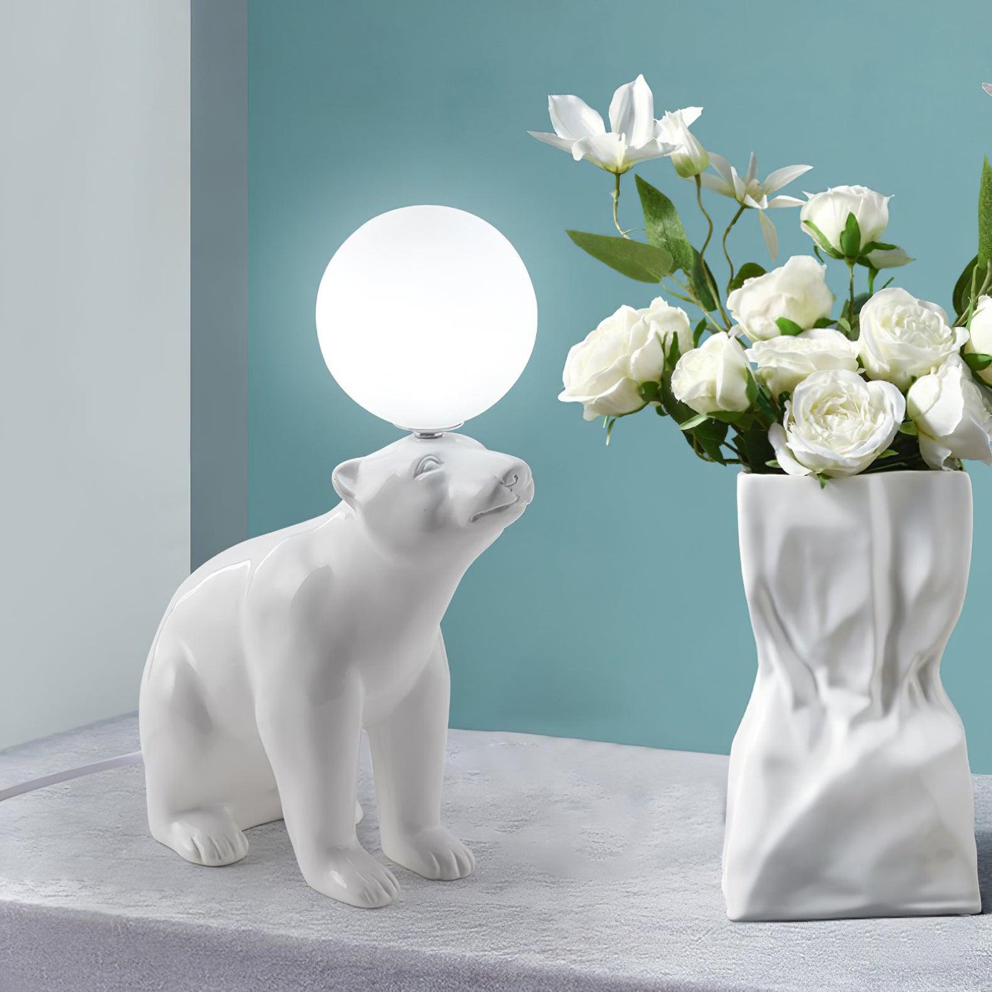 Polar Bear Portable lamp Table Lamp