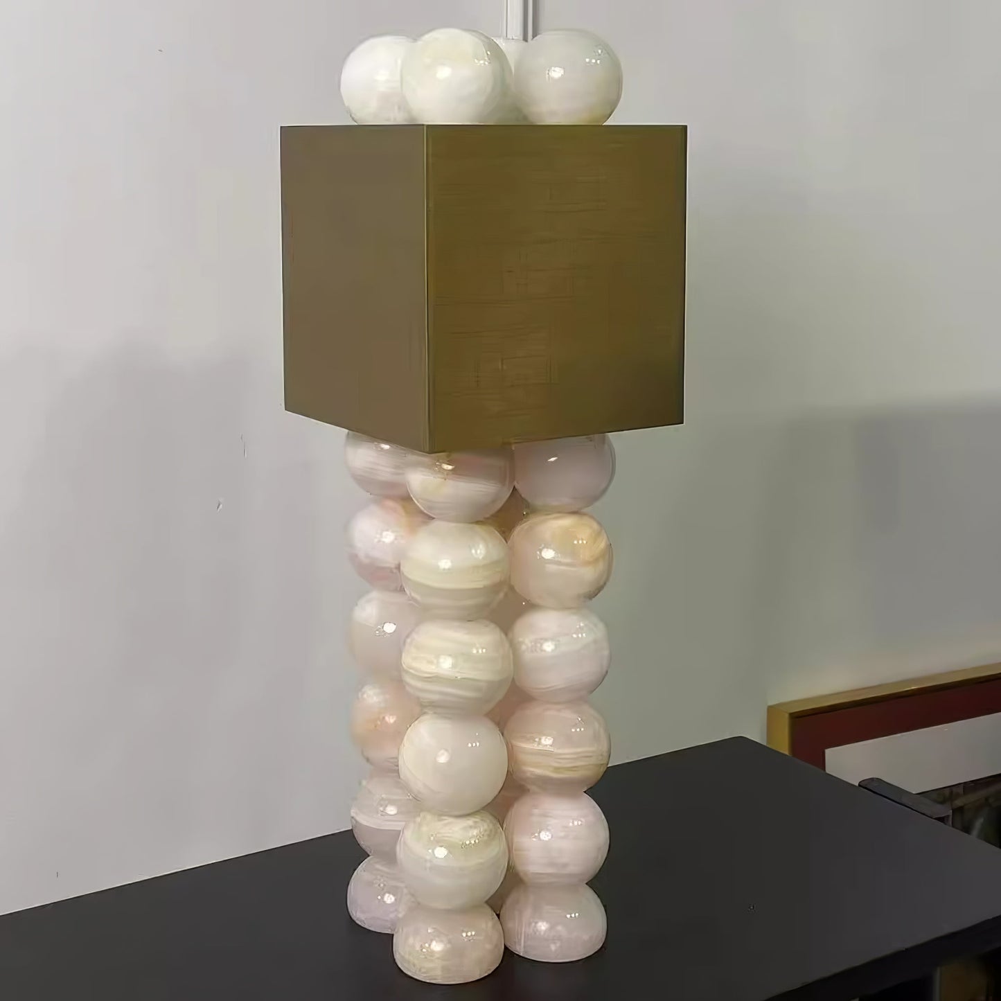 Quava Jade Table Lamp