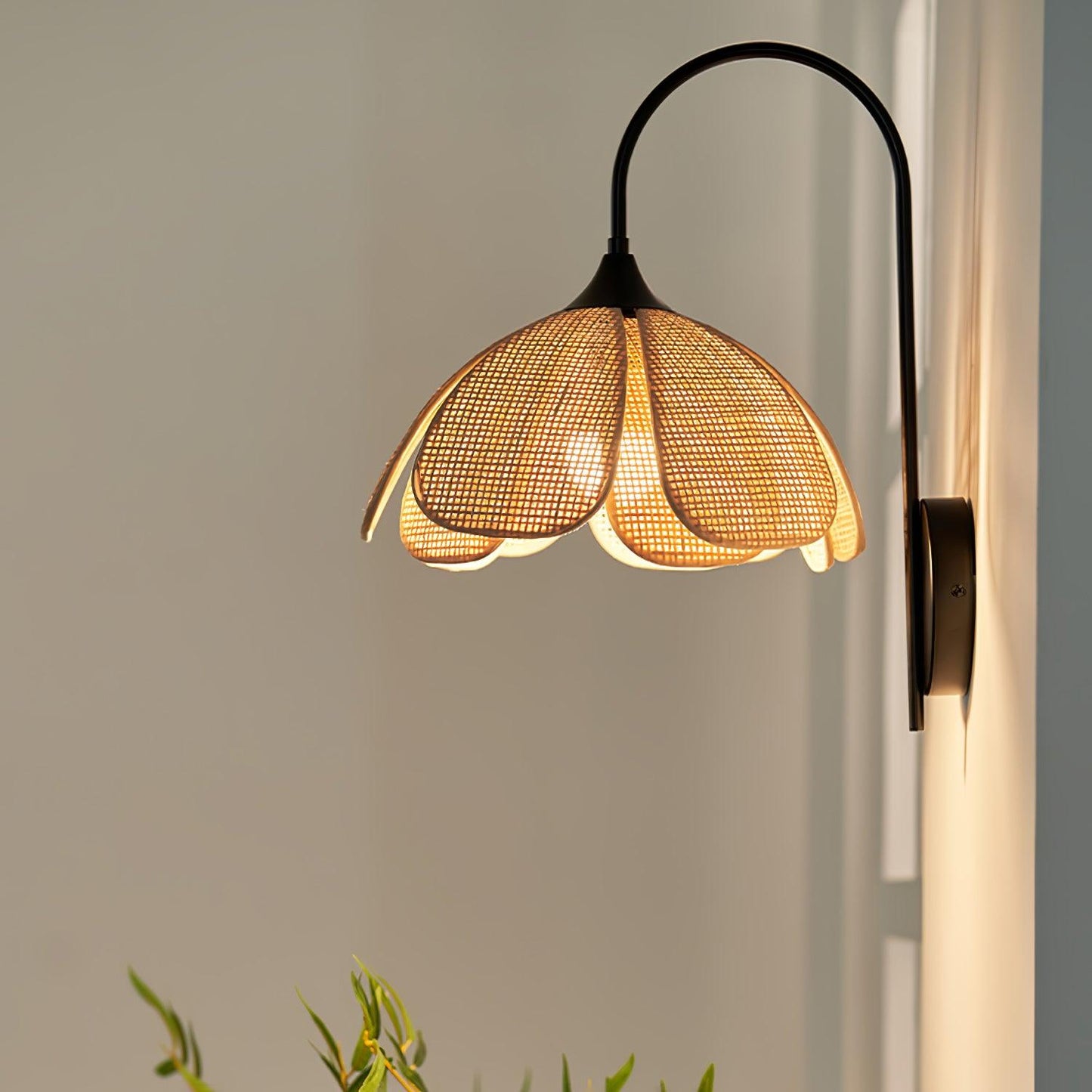 Rattan Petal Sconce Wall Lamp