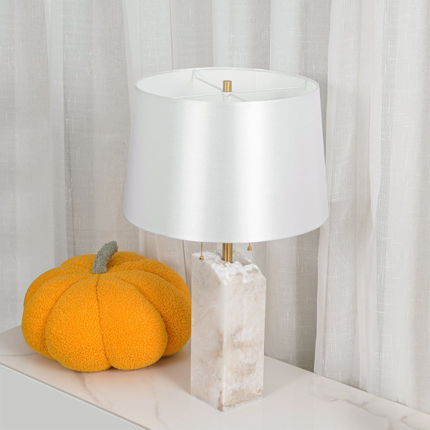 Raw Alabaster Accent lamp Table Lamp