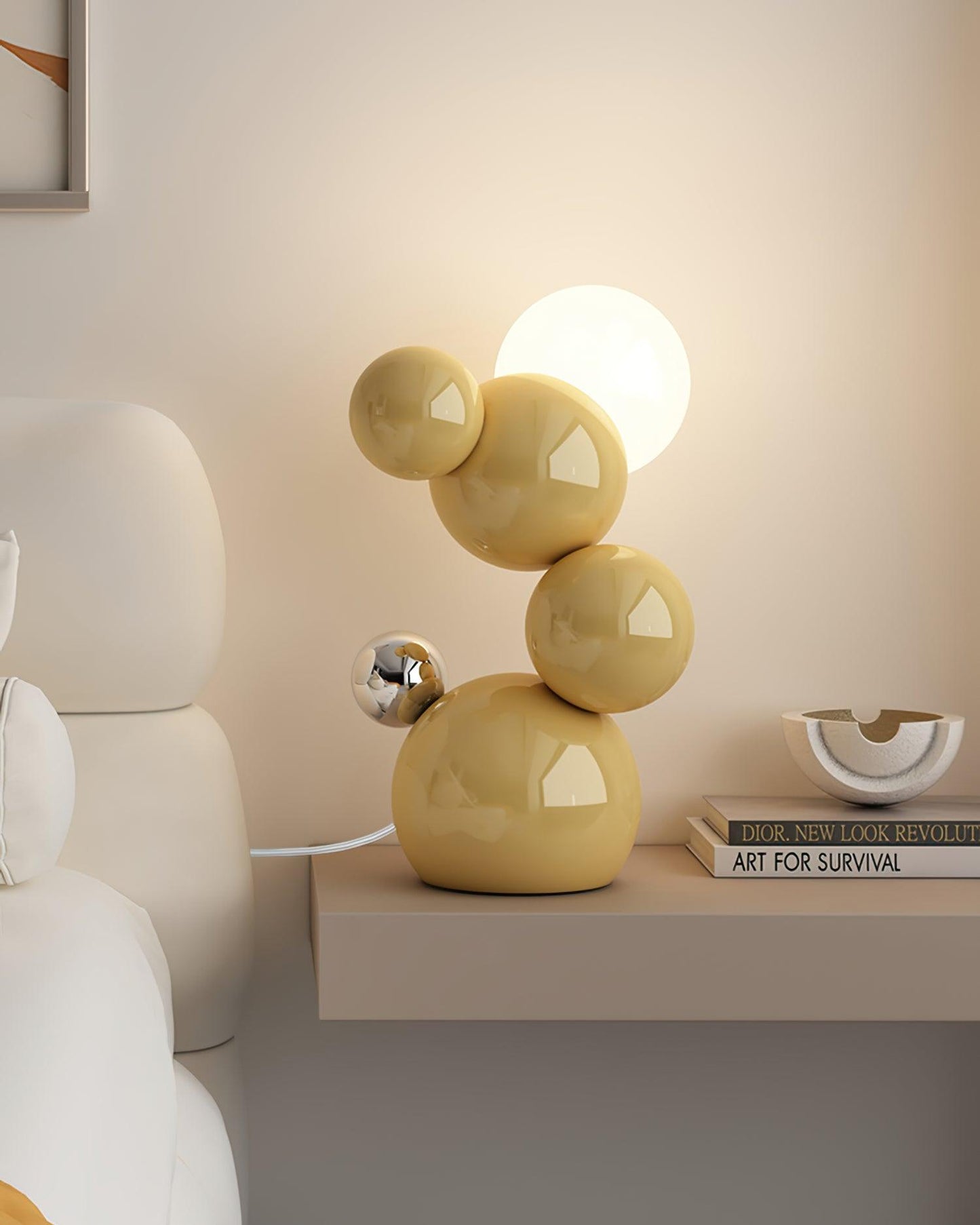 Regina Bedside lamp Table Lamp