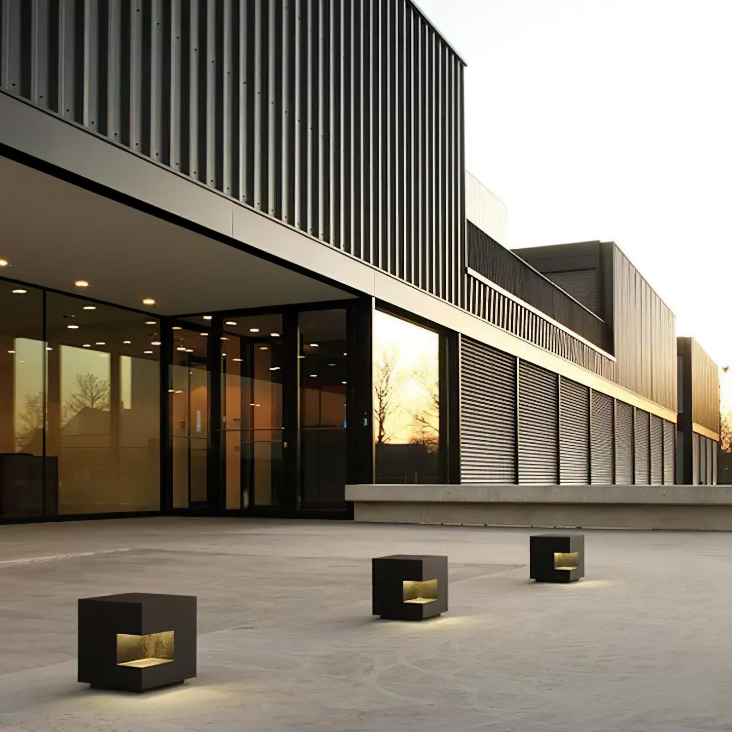 Regular Cube Post Architectural light Outdoor Light