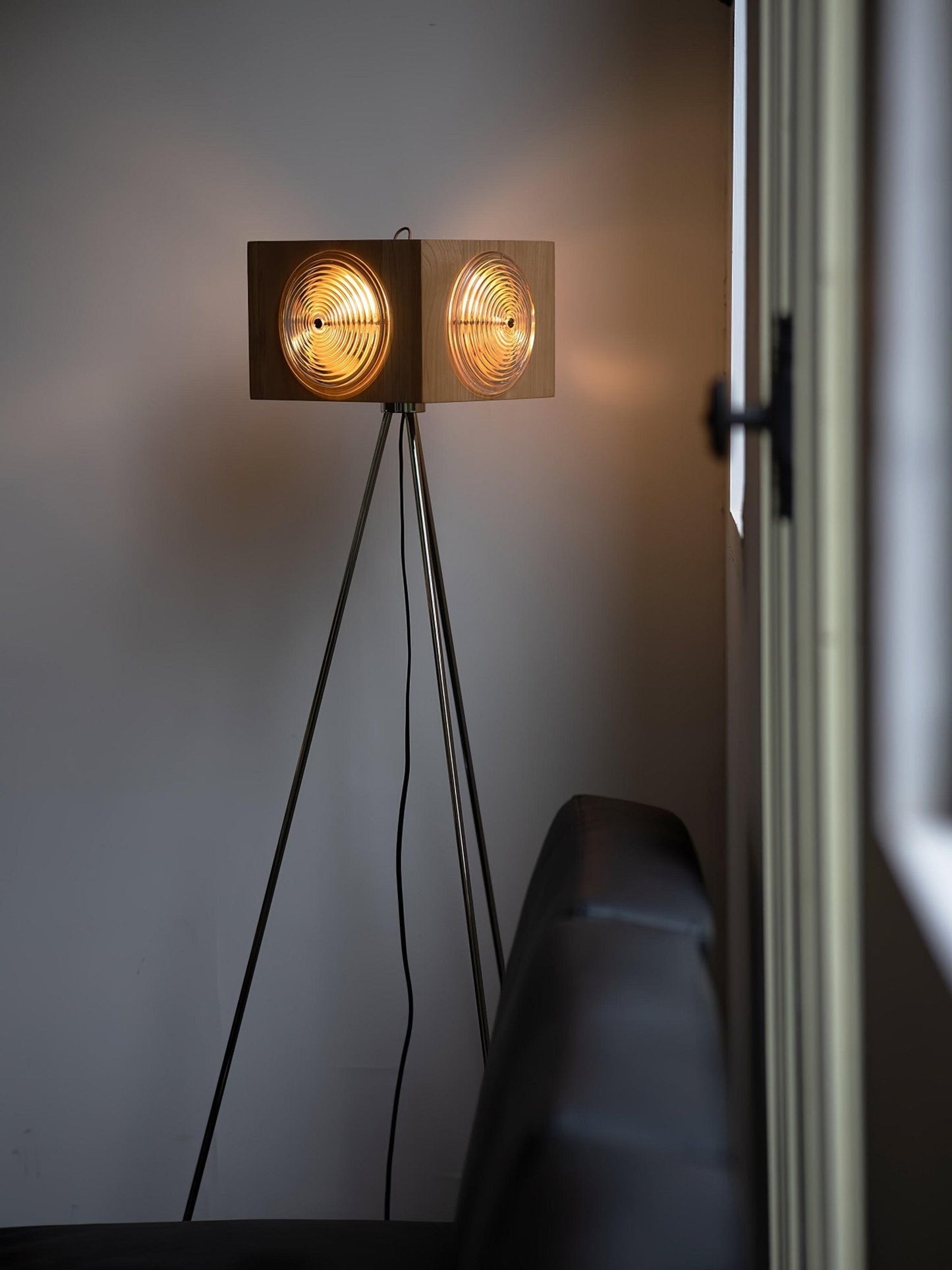 Retro Camera Focus Ambient Floor Lamp Floor Lamp