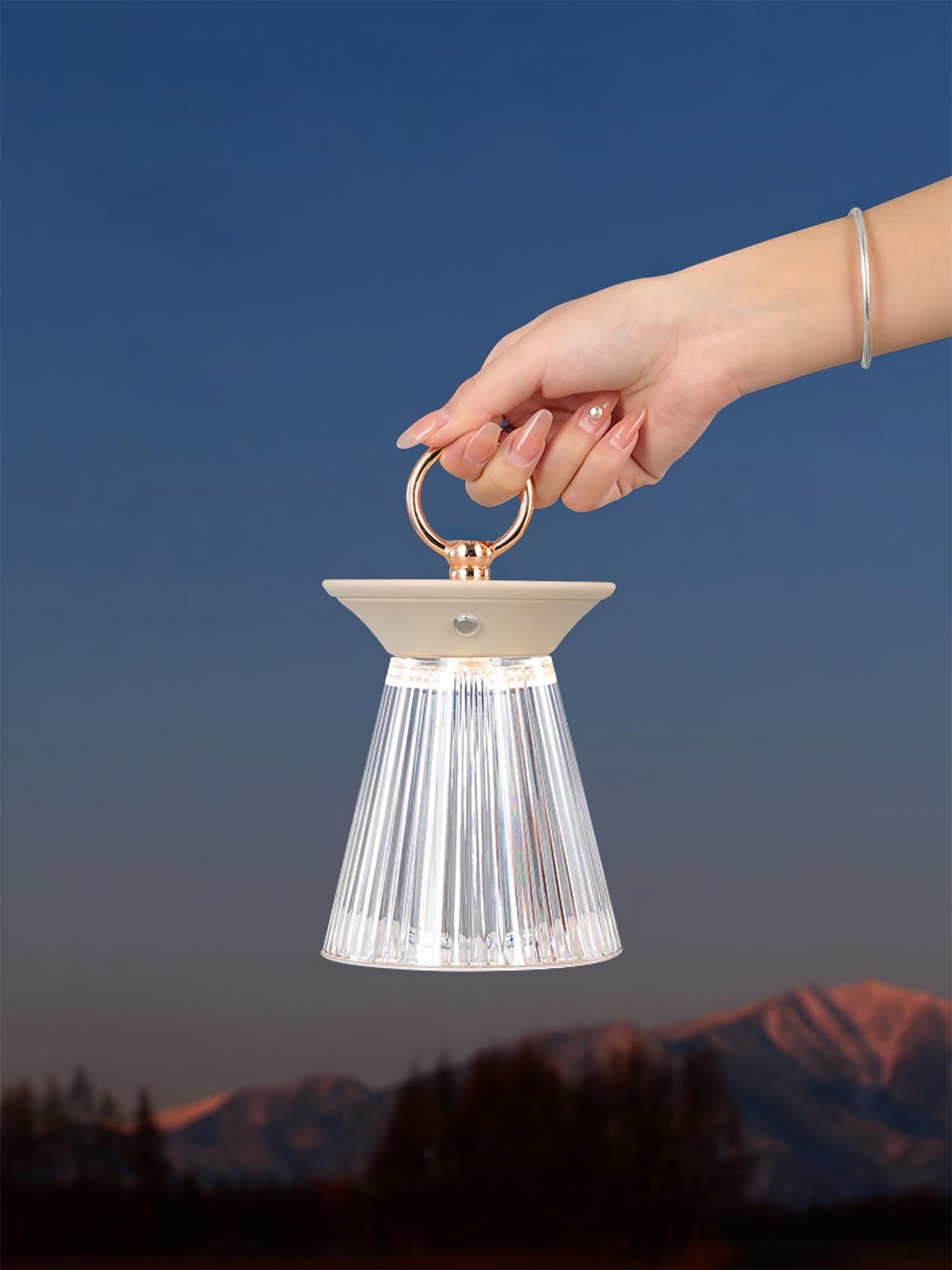 Ribbed Acrylic Built-in Battery Portable lamp Table Lamp