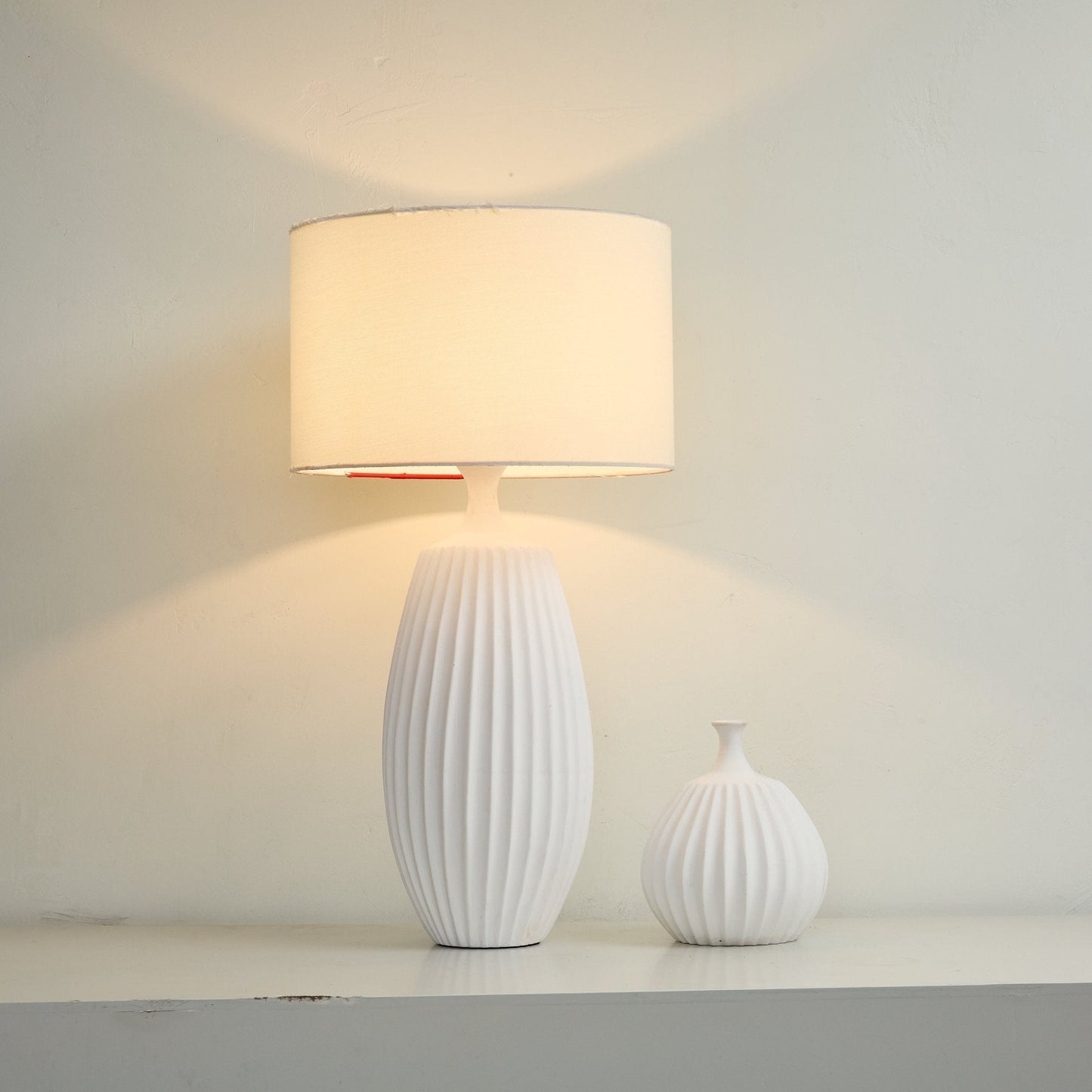 Ribbed Ceramic Table Lamp