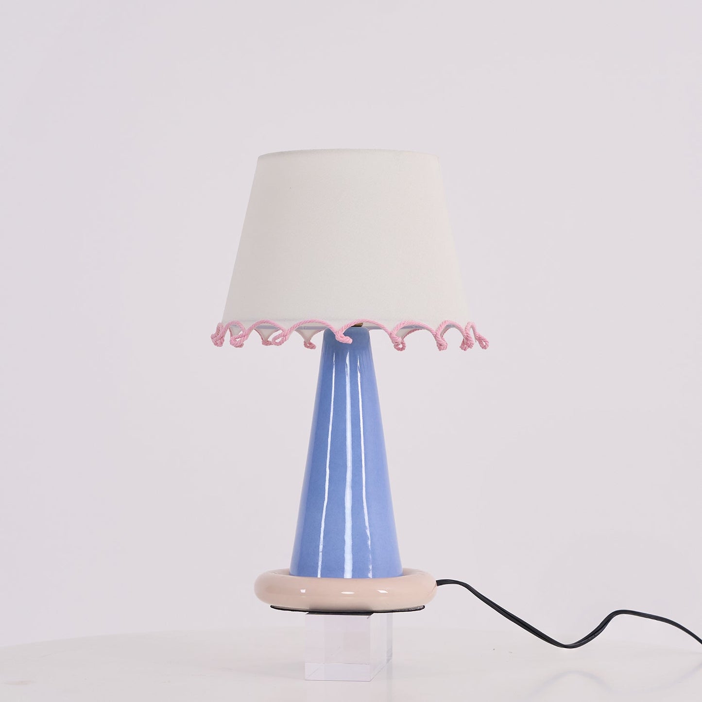 Ribbon Table Lamp