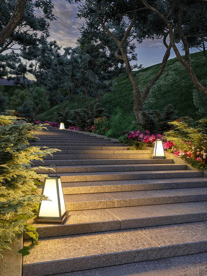 Roam Lantern Garden Architectural light Outdoor Lamp